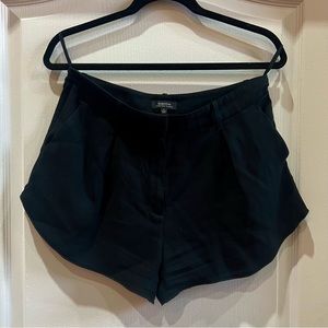Black Babaton Shorts